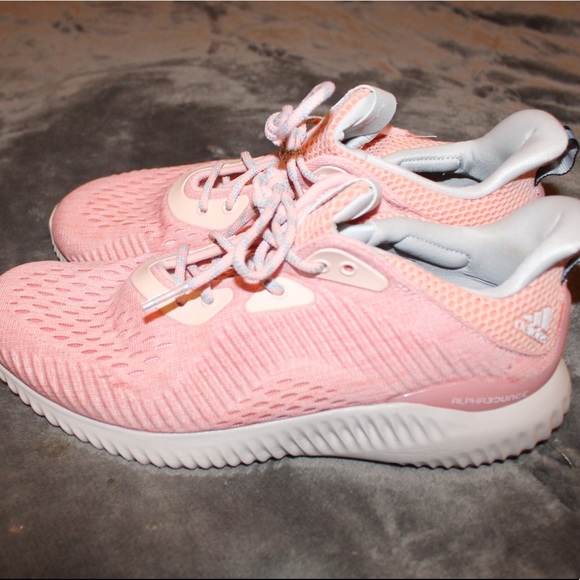 Adidas Alpha Bounce in light pink - Picture 1 of 3